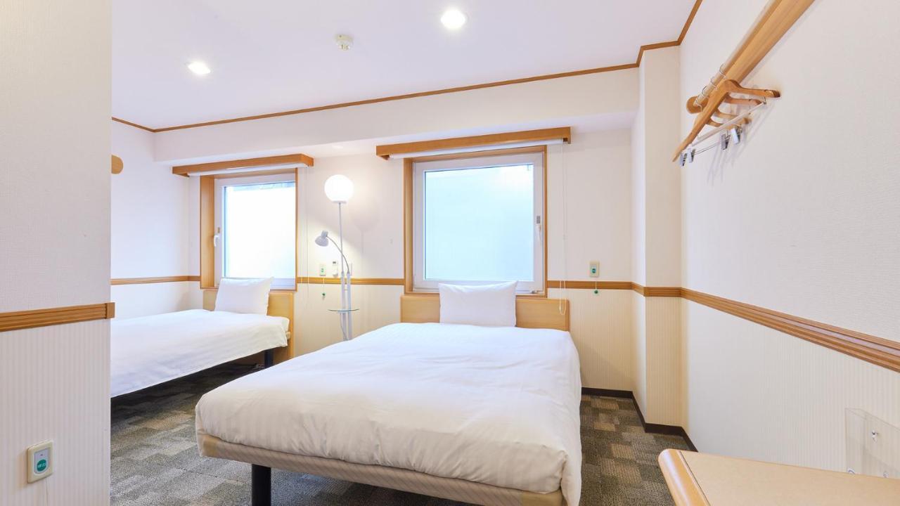 Toyoko Inn Tokyo Nihombashi Ningyocho Habitación foto